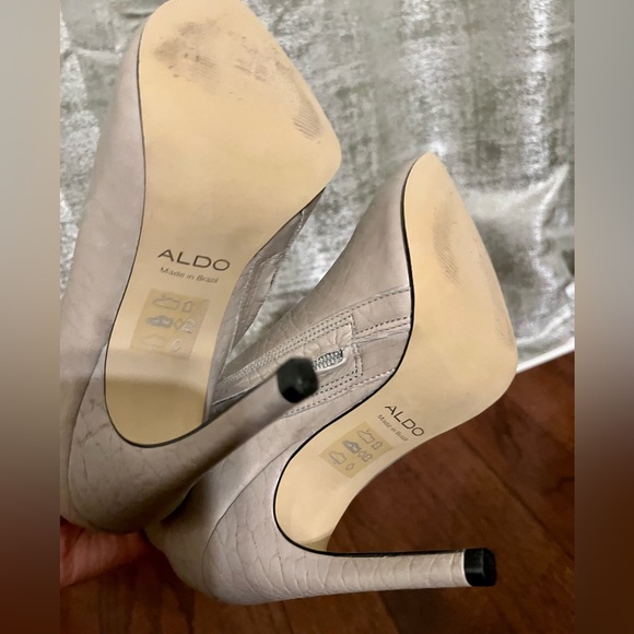 NWT ALDO Silver, Grey textured Leather stiletto booties - Picture 9 of 10